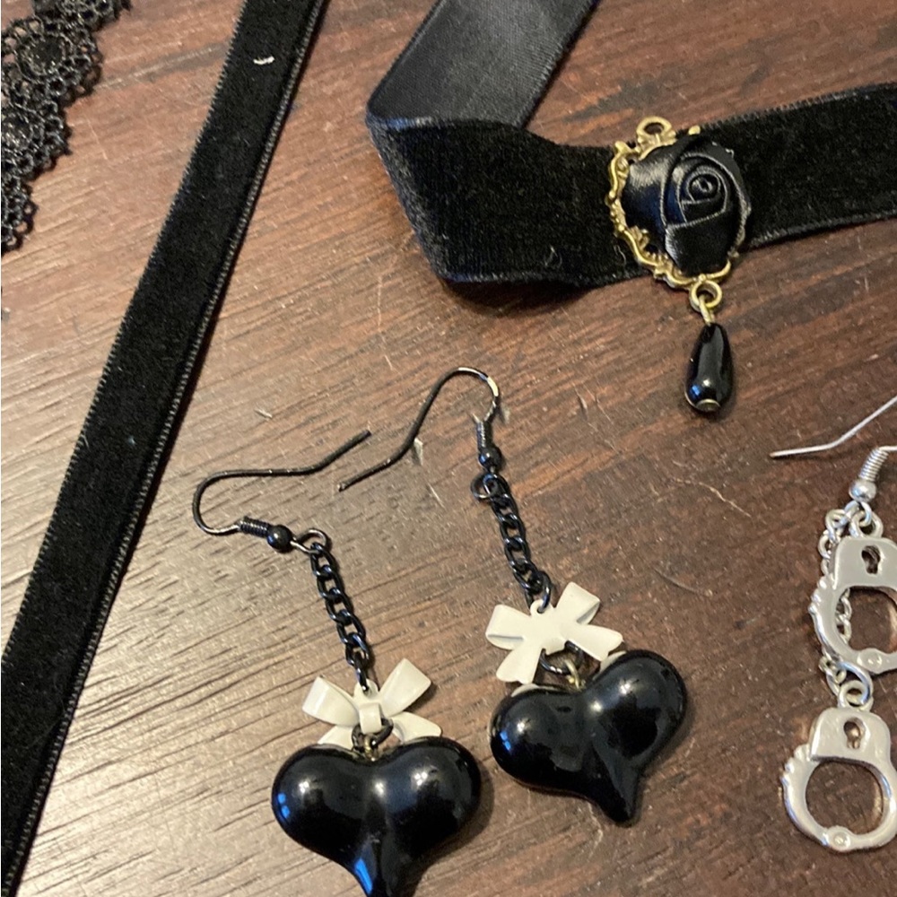 90’s Goth Babe Jewelry Bundle - Picture 4 of 6
